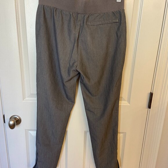 Figs Small Gray Zipper Pant and Scrub Top - Picture 2 of 5